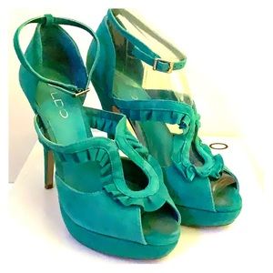 ALDO green suede peep toe heels